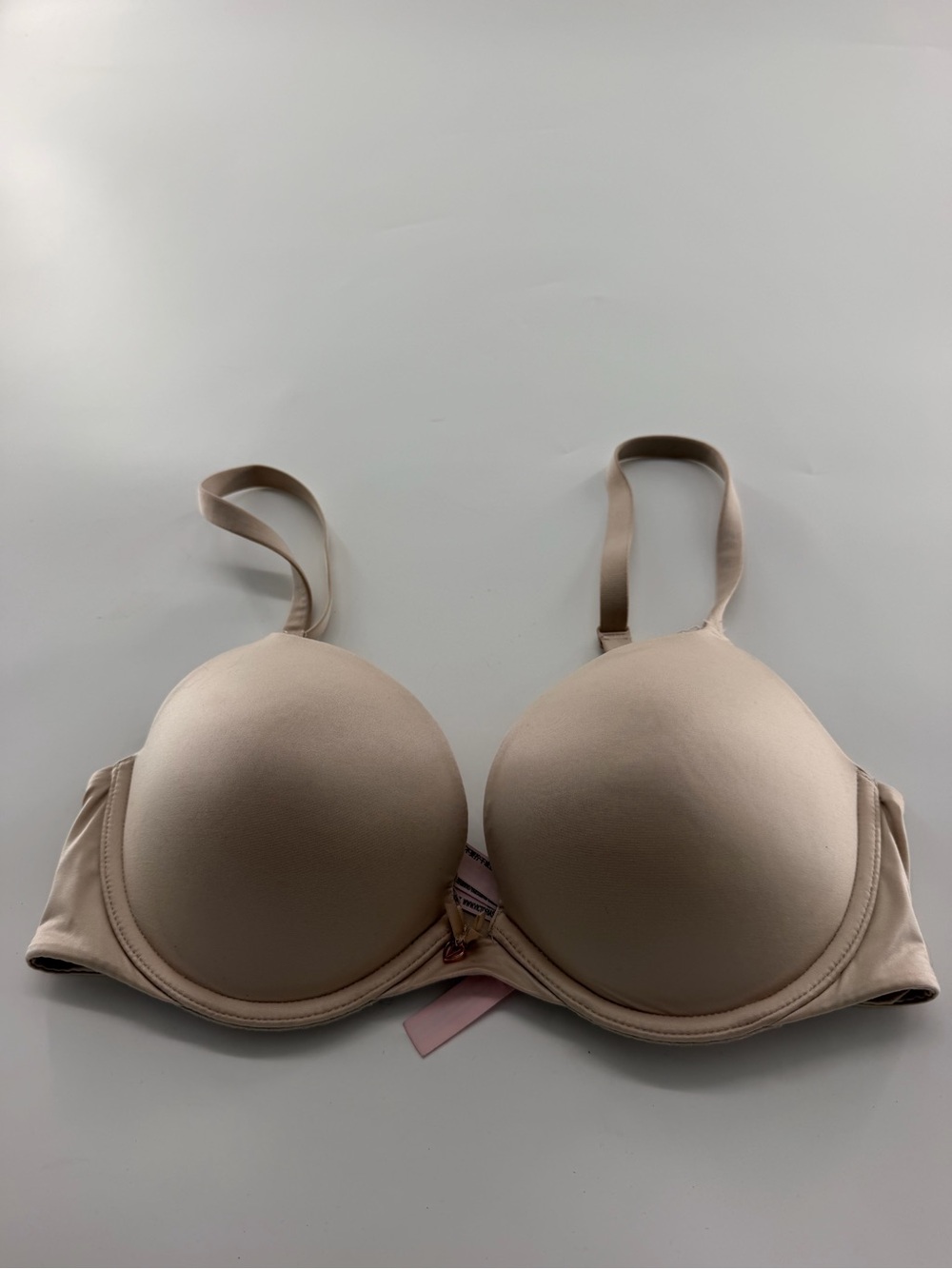 Victoria’s Secret Beige Push Up Bra Women’s Cream 34D Nude